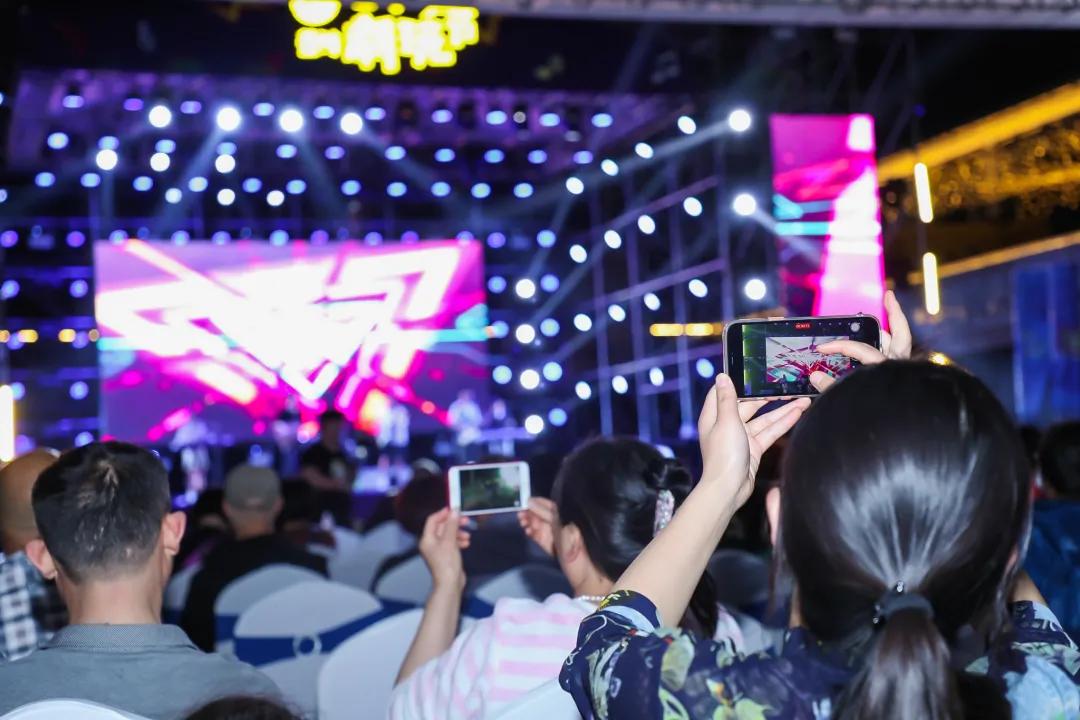 全民健身足球联赛沙滩主题活动,全民健身中心足球比赛