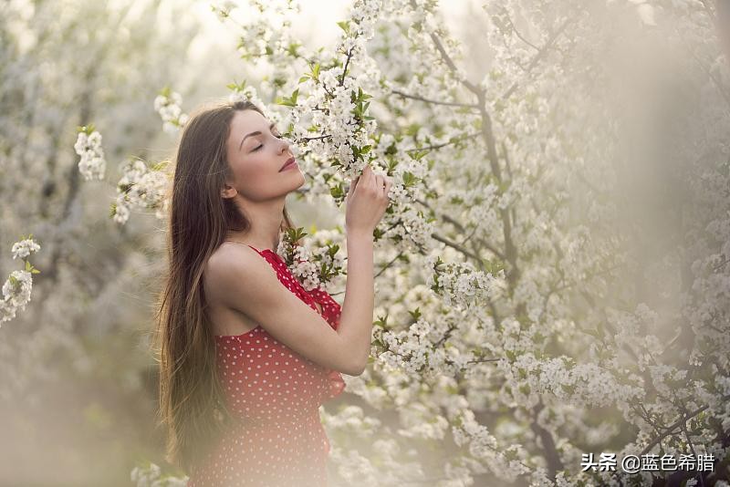 油菜花田人像照怎么拍才好看,花田拍照效果图