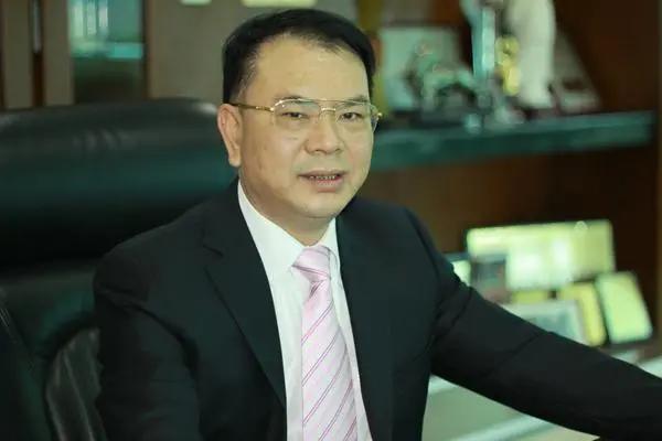 致富经垃圾堆里的商机,垃圾堆里亿万富翁