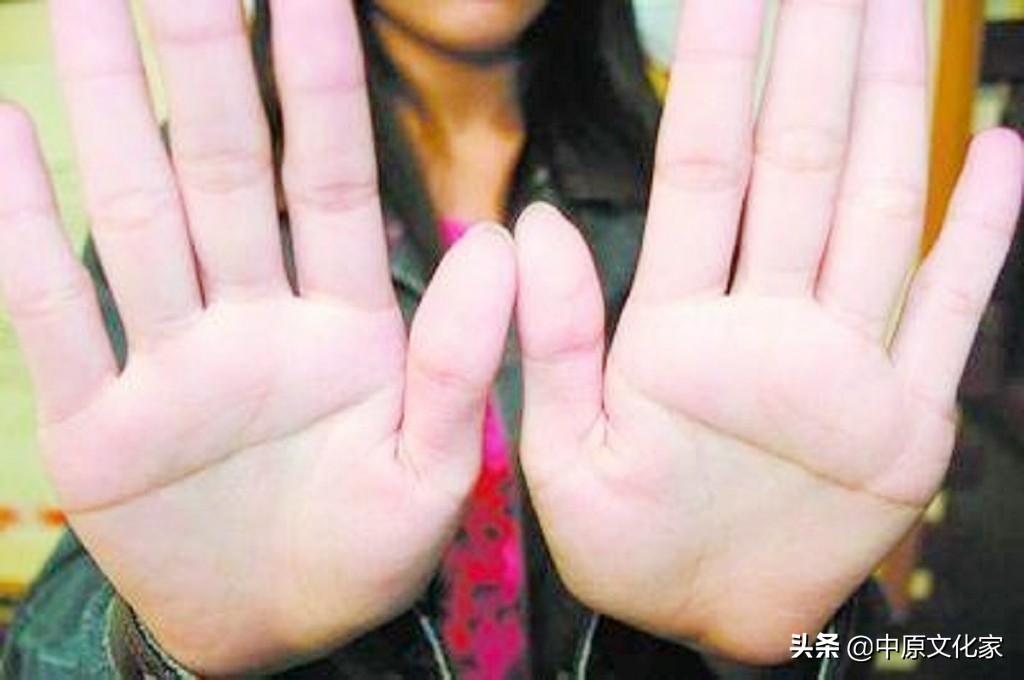 俗语：“男人断掌值千金，女人断掌值一文”，说的是什么意思