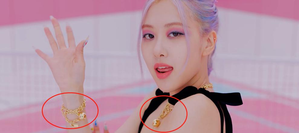 粉墨组合jenny名场面,粉墨演唱会jennie美国场