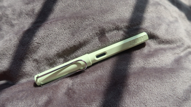 来抄“千元送礼”作业,为下个白色情人节做准备