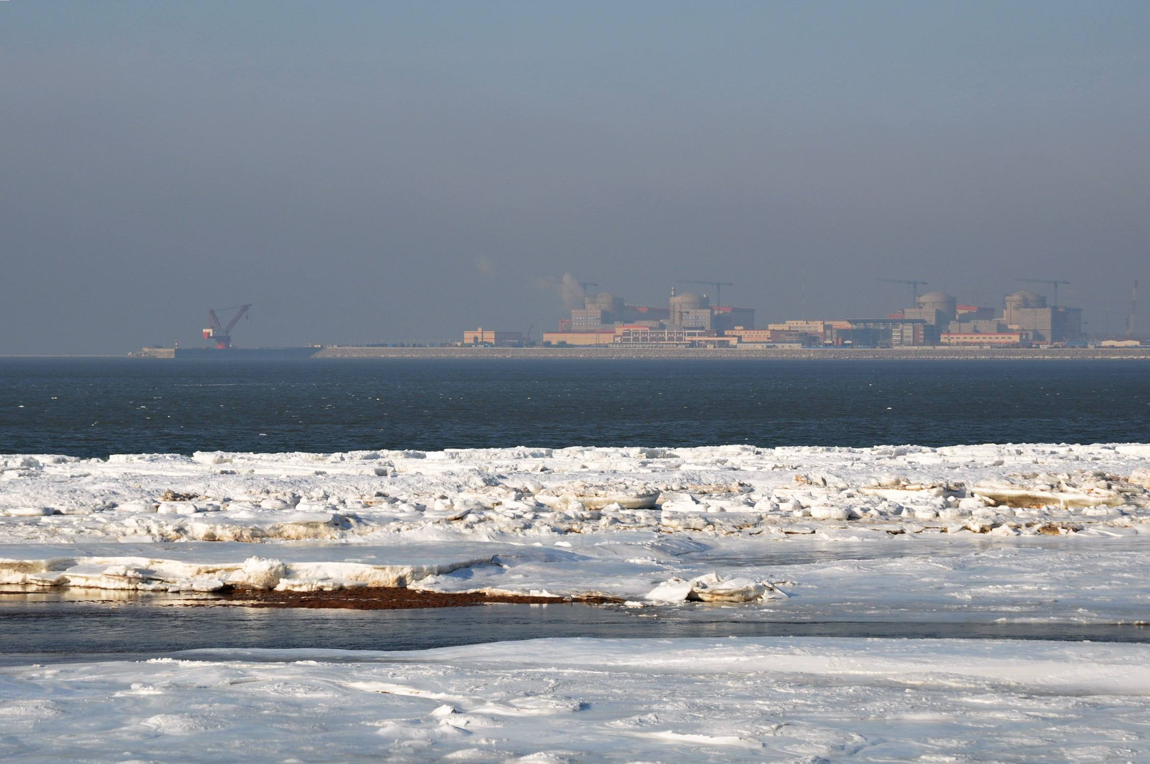 辽东湾海冰厚大的形成原因,辽东湾海冰期长原因