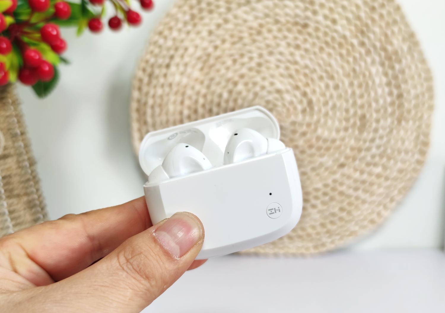 一款更懂你的耳机，小爱同学+超长续航，紫米PurPods开箱