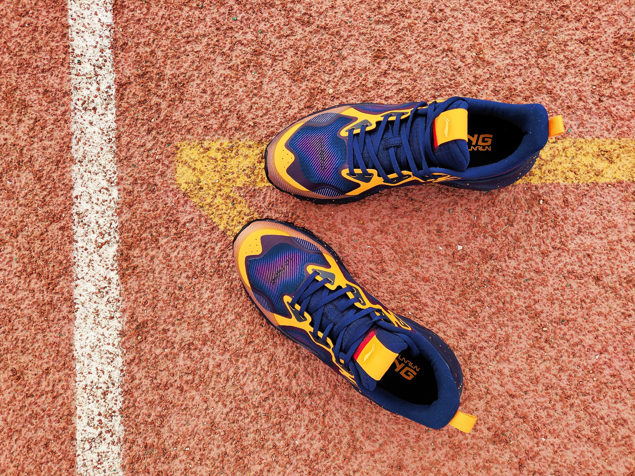 李宁不畏风雪鞋,李宁无惧风雨