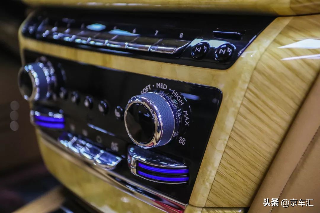 全球限量劳斯莱斯幻影龙版,全球限量版劳斯莱斯老爷车敞篷