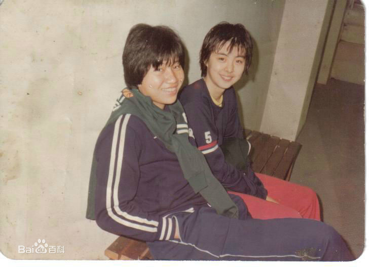 一张照片变身港风女神王祖贤,王祖贤依旧美艳动人