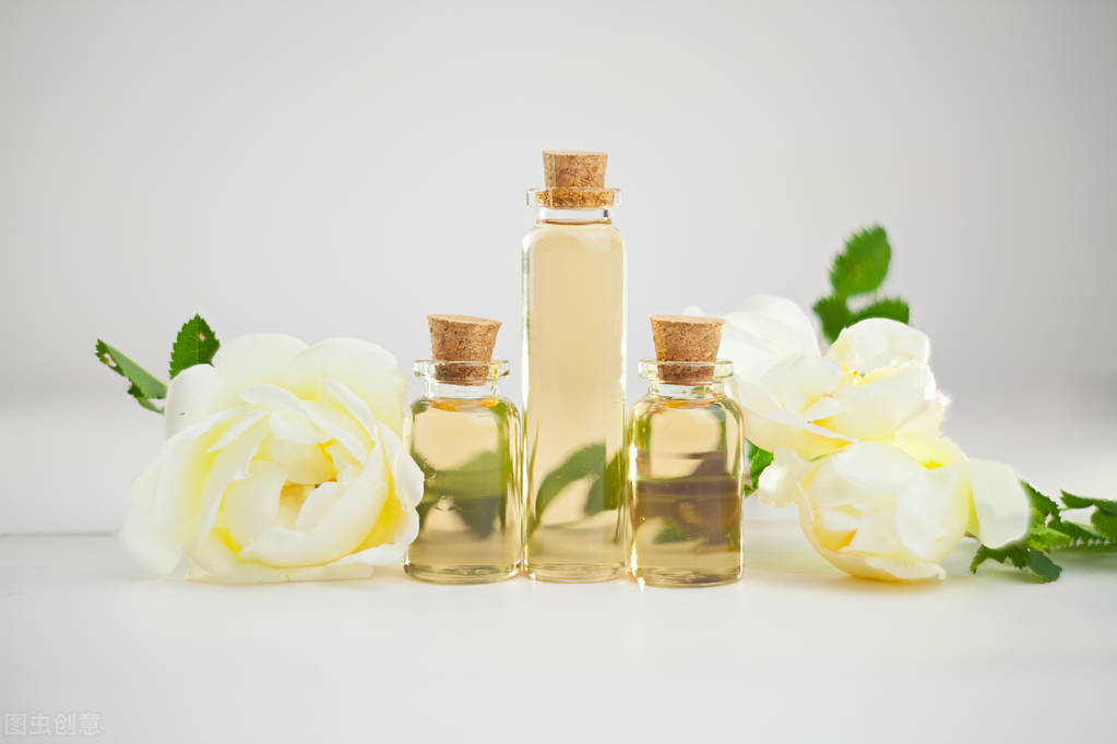 科学护肤正确使用精油,坚持每天使用精油护肤的功效