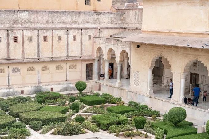 印度这座老城，房子都是粉色，去亚洲最豪华电影院只要几十元