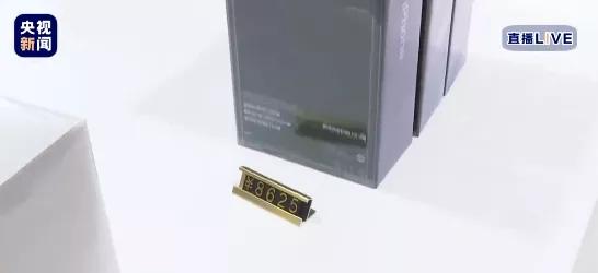 海南免税店iphone与普通iphone,一台iphone多少钱