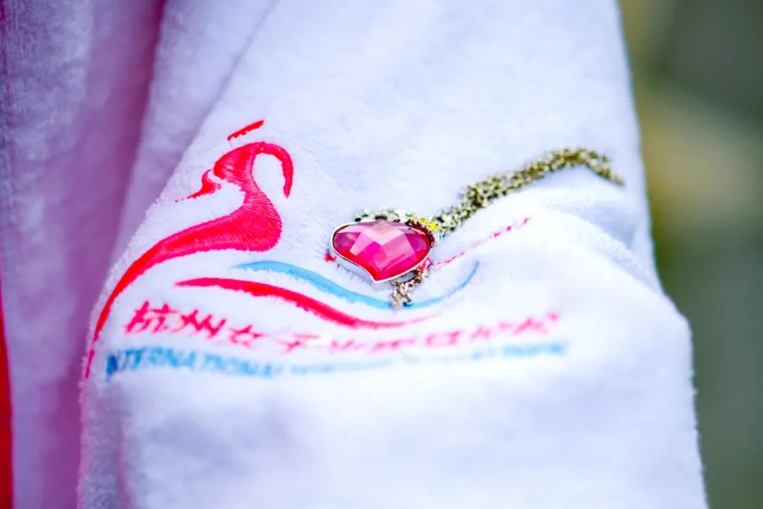 人生第二个半马，和美力粉红军团奔跑在钱塘江边