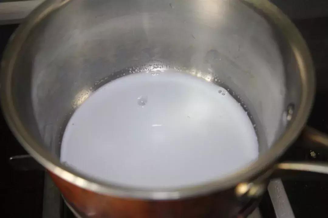 风靡全球的冰淇淋三明治,马卡龙冰淇淋三明治草莓蛋糕