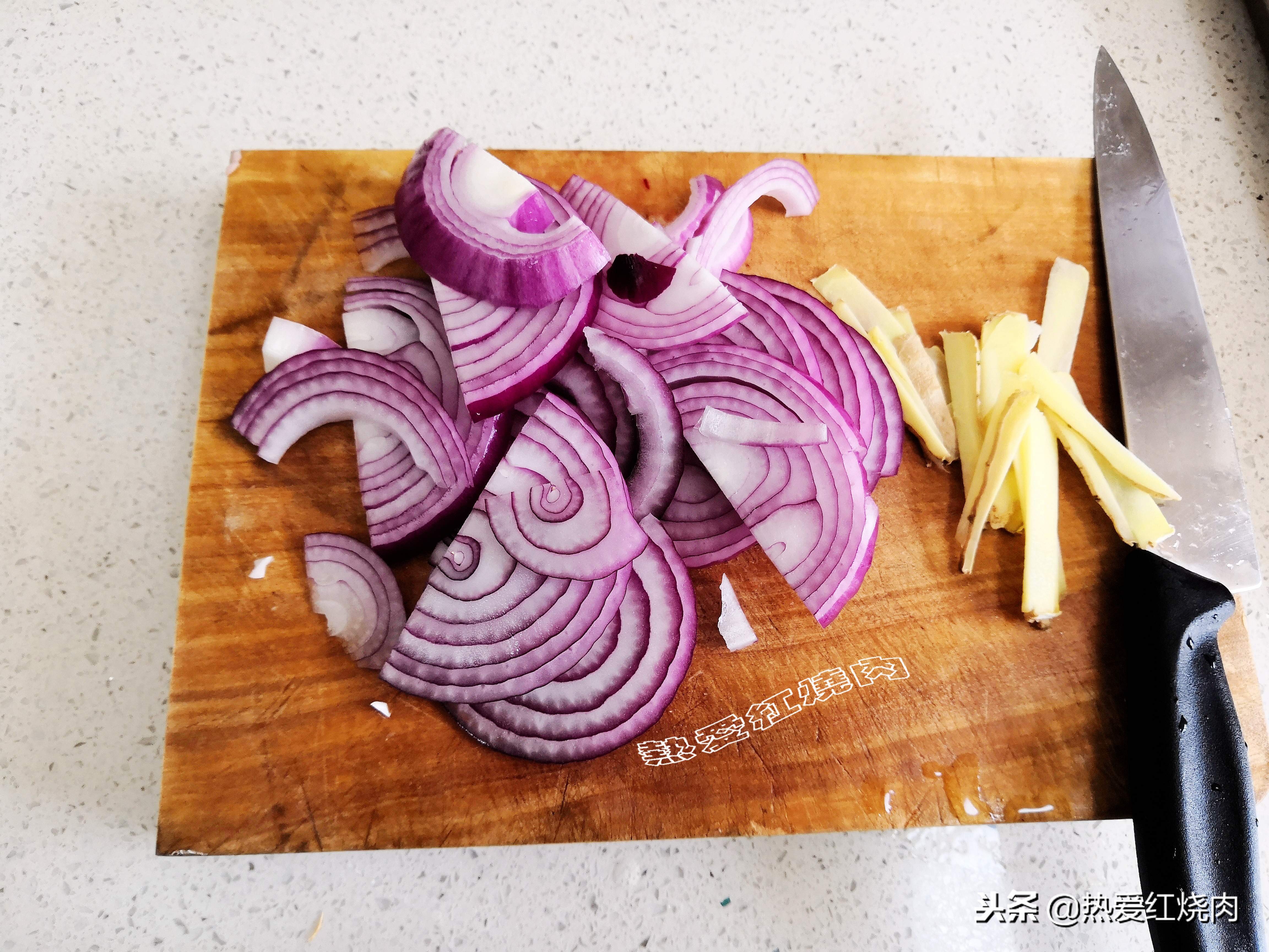 为什么自己烤羊肉咬不烂,为什么自己烤的羊排很肥