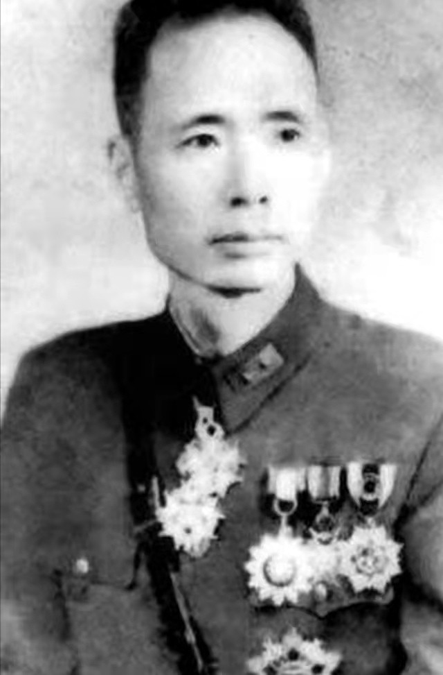 红色间谍郭汝瑰是什么身份,郭汝瑰和谁互相指责是间谍