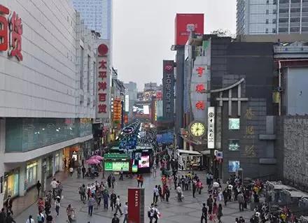 郑州和成都哪个城市更强,武汉与郑州哪个居中国中心位置