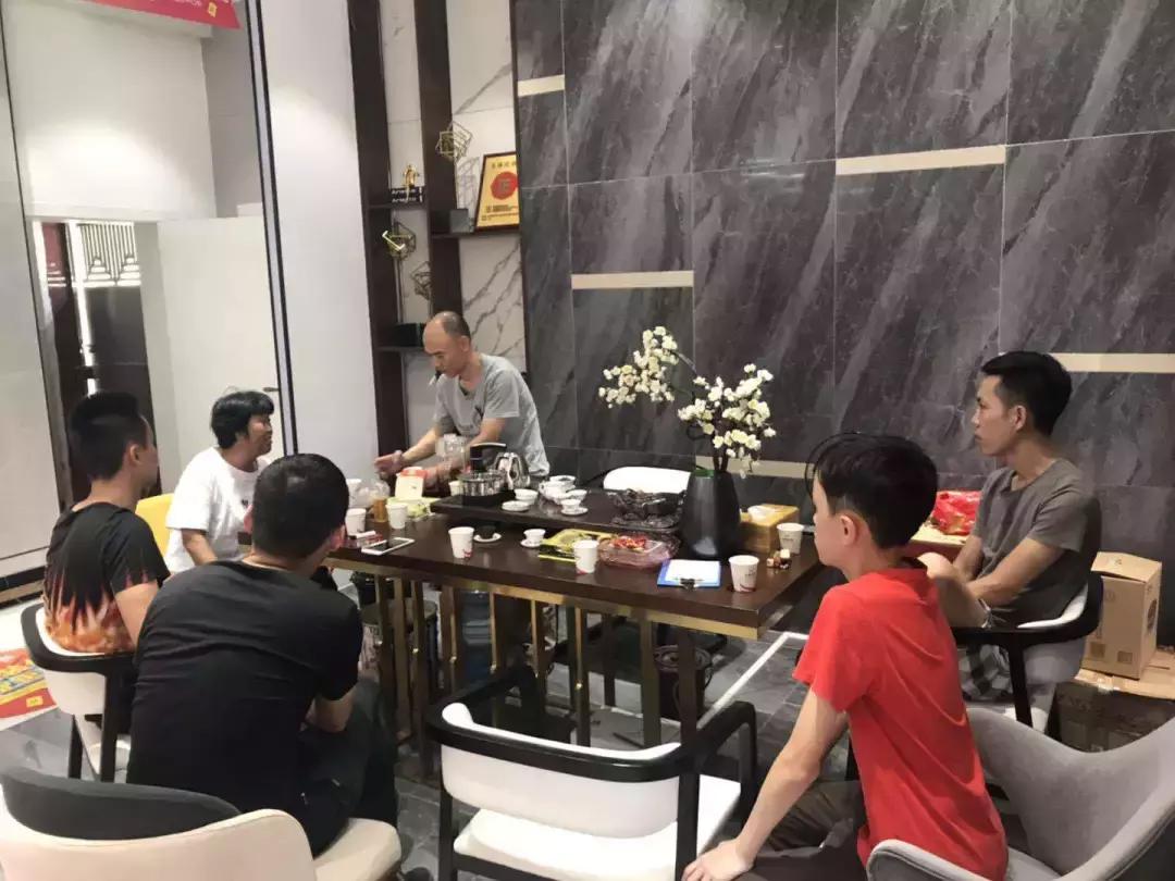 今年卖瓷砖还能赚钱吗？分享一个快速盈利的案例供你参考