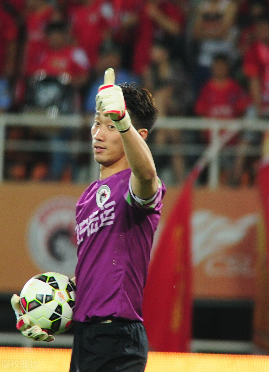 阿奇姆彭梅开二度,阿奇姆彭破门