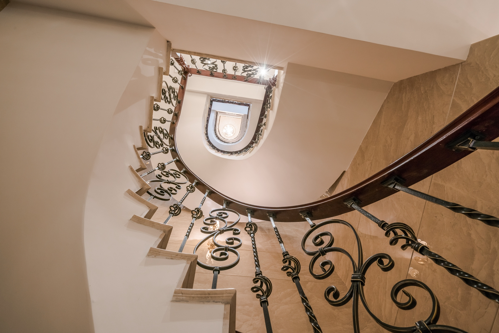 御繁华完整版,世茂铜雀台装修