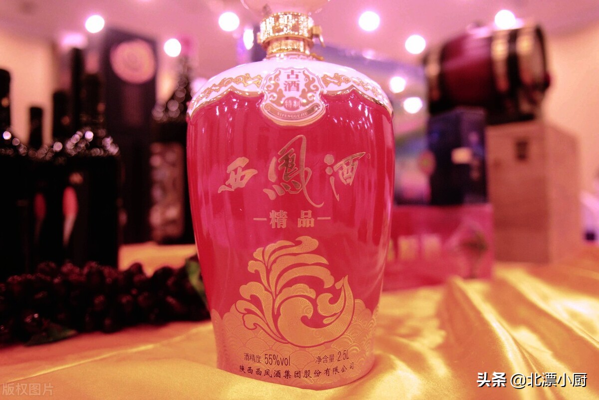 全国十大好喝的白酒排行榜,中国哪里的白酒最好喝排名前十