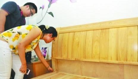 床的木板发霉了严重吗,房屋木板床发霉有霉菌怎么处理