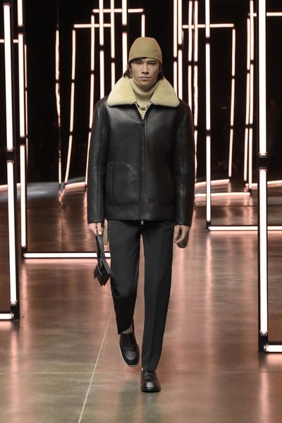 芬迪fendi2021男装,fendi芬迪2023春夏男装时装秀