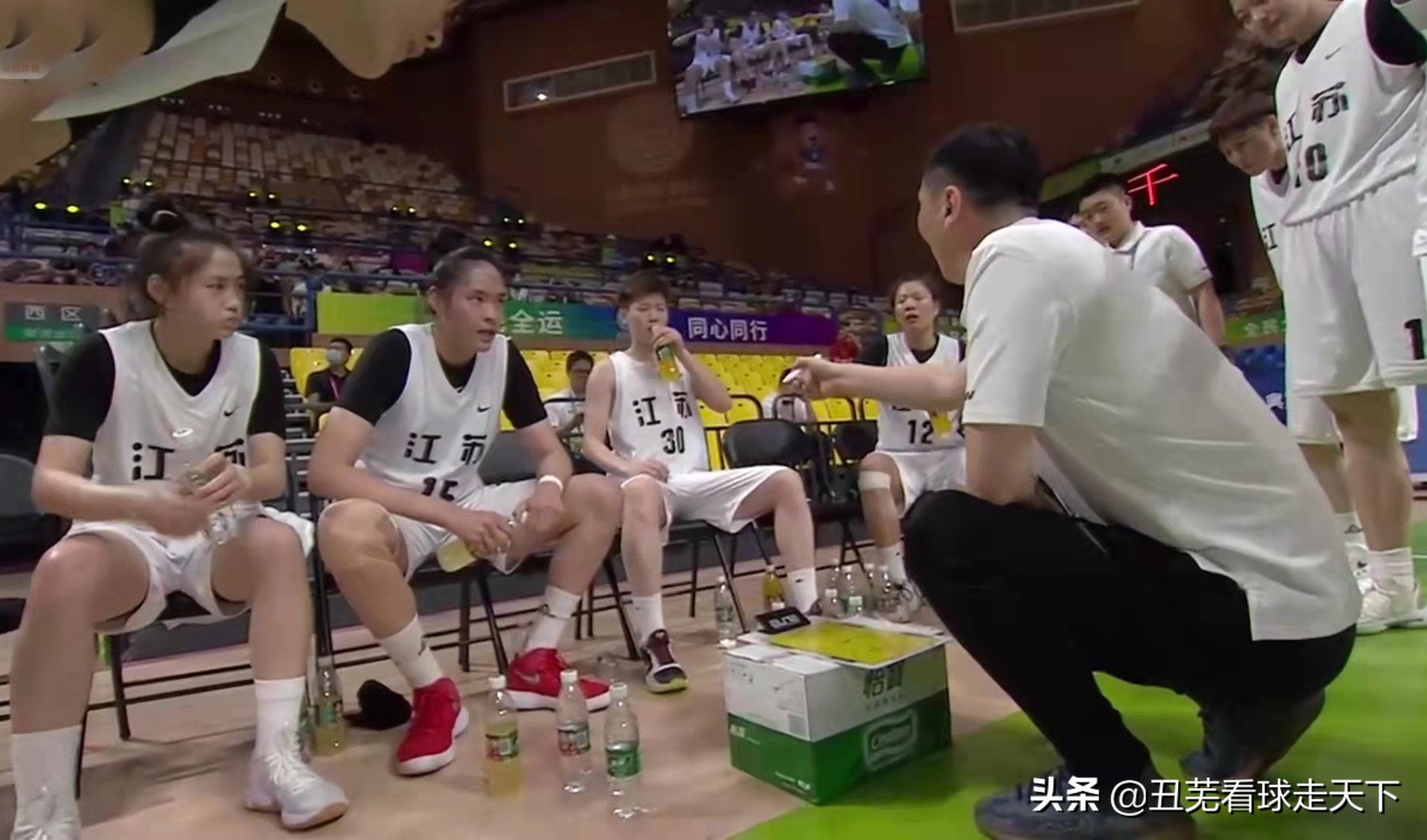 苏粤两强相争，“徐州三女侠”闪耀赛场，许晨妍霸篮下