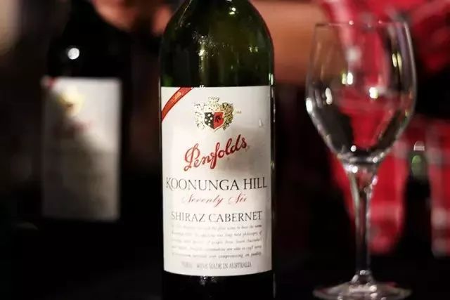 奔富葡萄酒10年,奔富葡萄酒如何区别真假