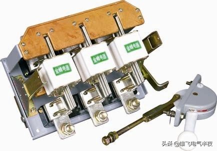 如何看懂变配电所电气主接线图,电工一次回路二次回路是什么意思