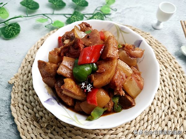 咸猪头肉要烧多长时间才能熟,咸猪头肉要泡多久