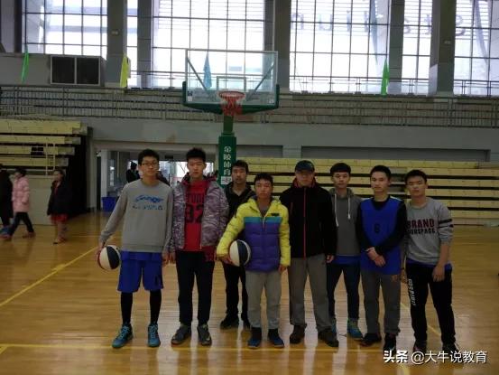 重庆南坪中学艺体特长生,重庆初升高哪些学校招艺体生