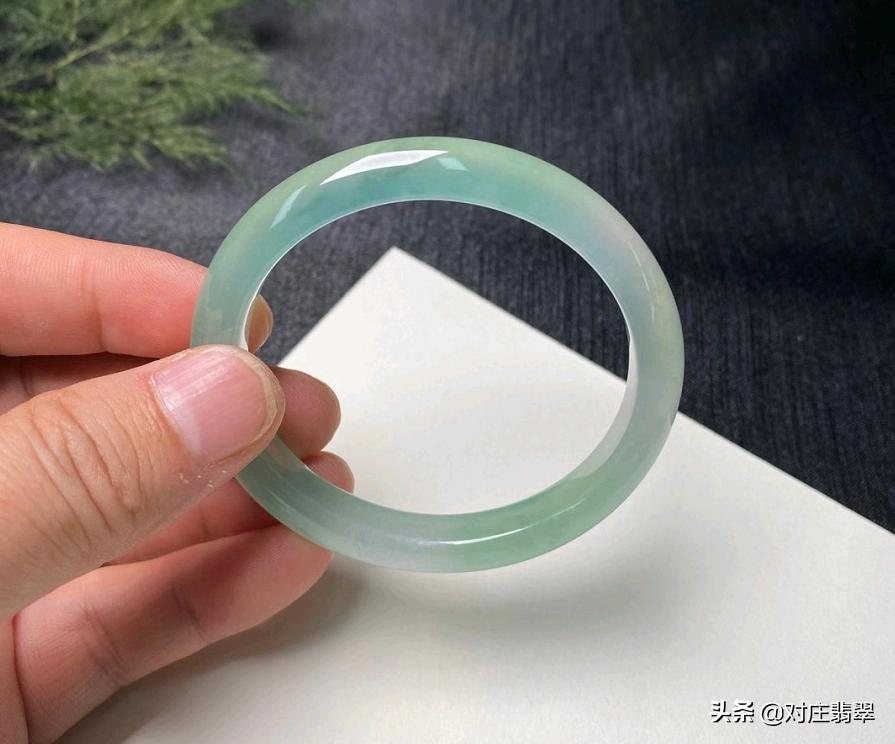 翡翠最好的收藏价值是什么种类的,翡翠最高品质是什么样的