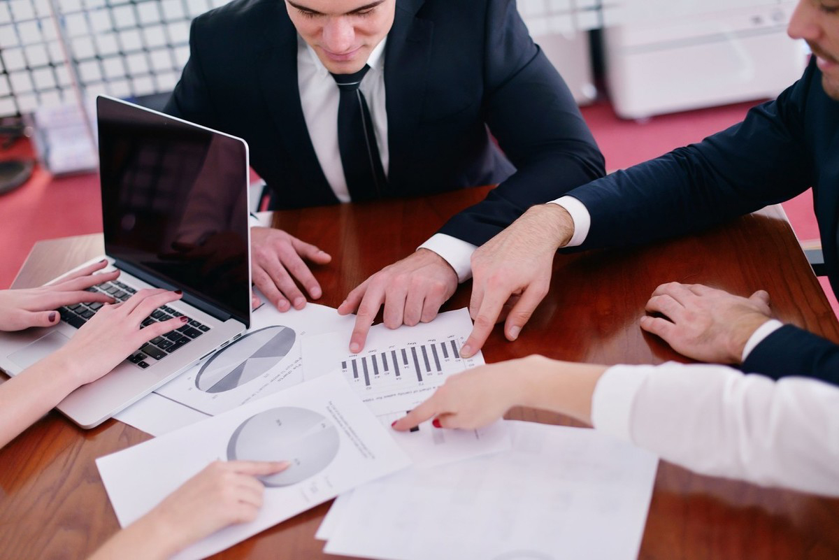 如何用2年赚完20年的钱？