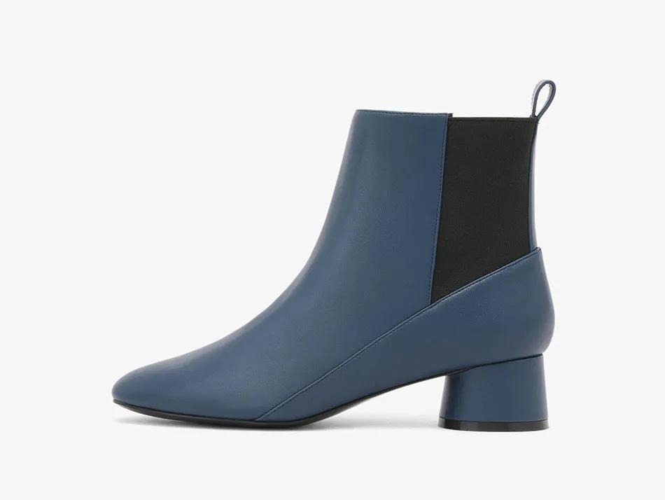 阿迪达斯运动鞋1099元,唯品仓运动鞋118元