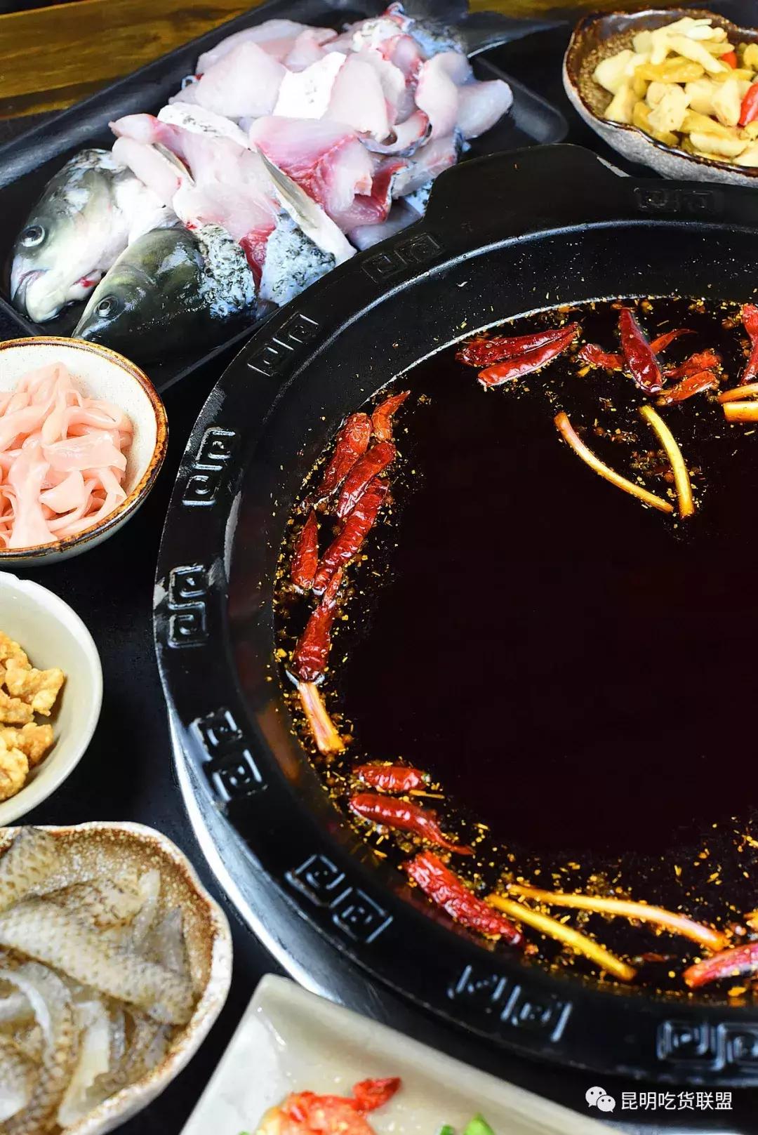 昆明最好吃的清汤鱼火锅,云南地道鱼火锅店推荐