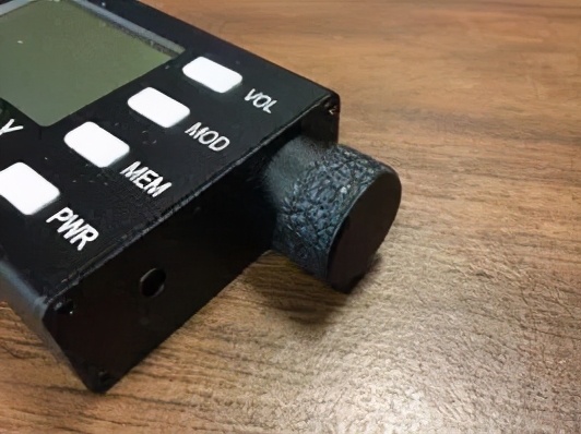 与俄罗斯Belka-DX接收器完美匹配的廉价天线调谐器的制作