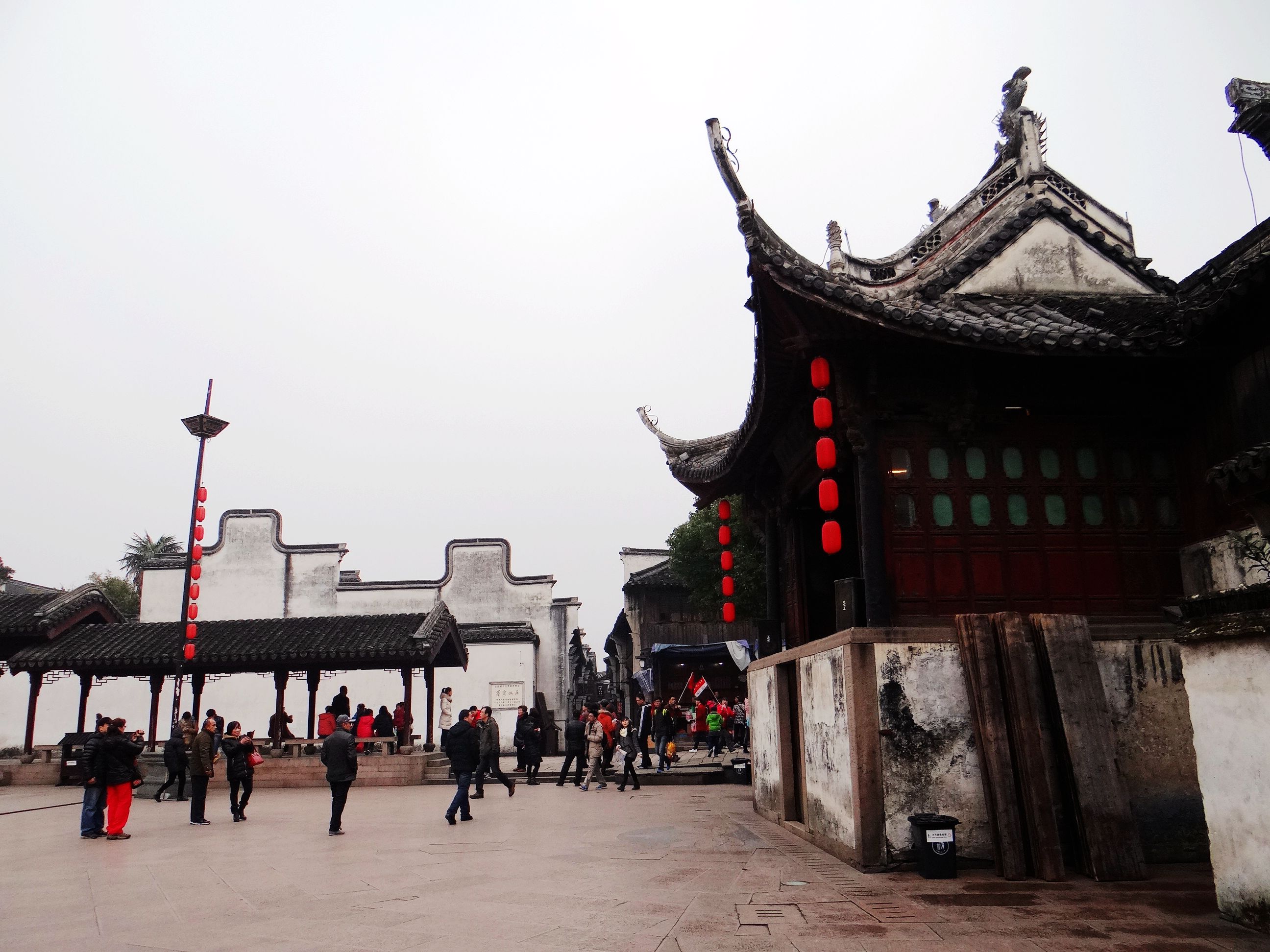 地处金三角，运河穿流过，建镇有千年，江南鱼米乡，知道这是哪里