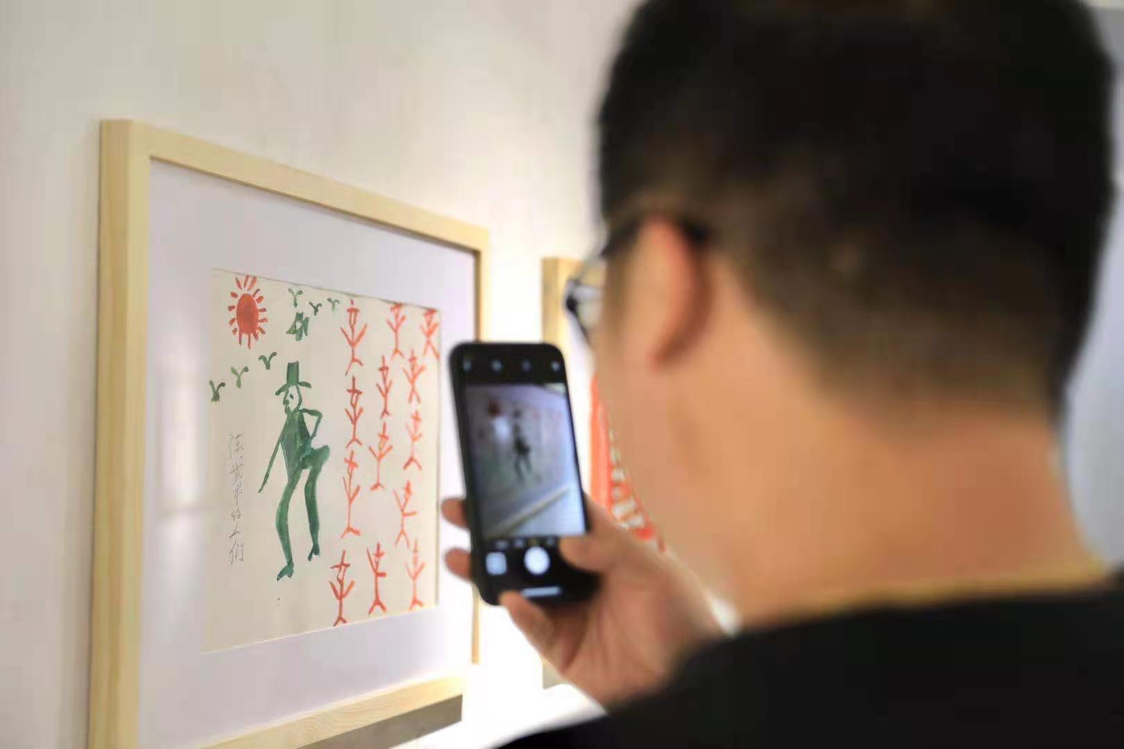 上海人的朋友圈连夜被“600号月饼”刷屏?从画廊到月饼,这座医院何以频出圈