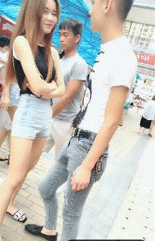 搞笑gif图原谅我不厚道的笑了,搞笑gif段子实在是猝不及防啊