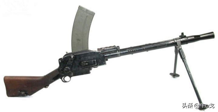 二战最好的轻机枪和重机枪,轻机枪和重机枪的区别在哪