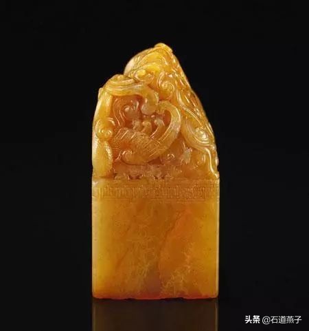 真品田黄及田黄冻石图片大全,天价田黄石及国宝田黄一览