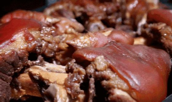 昔日宫廷帝王宴今朝民间百姓餐,昔日帝王宴今朝百姓餐