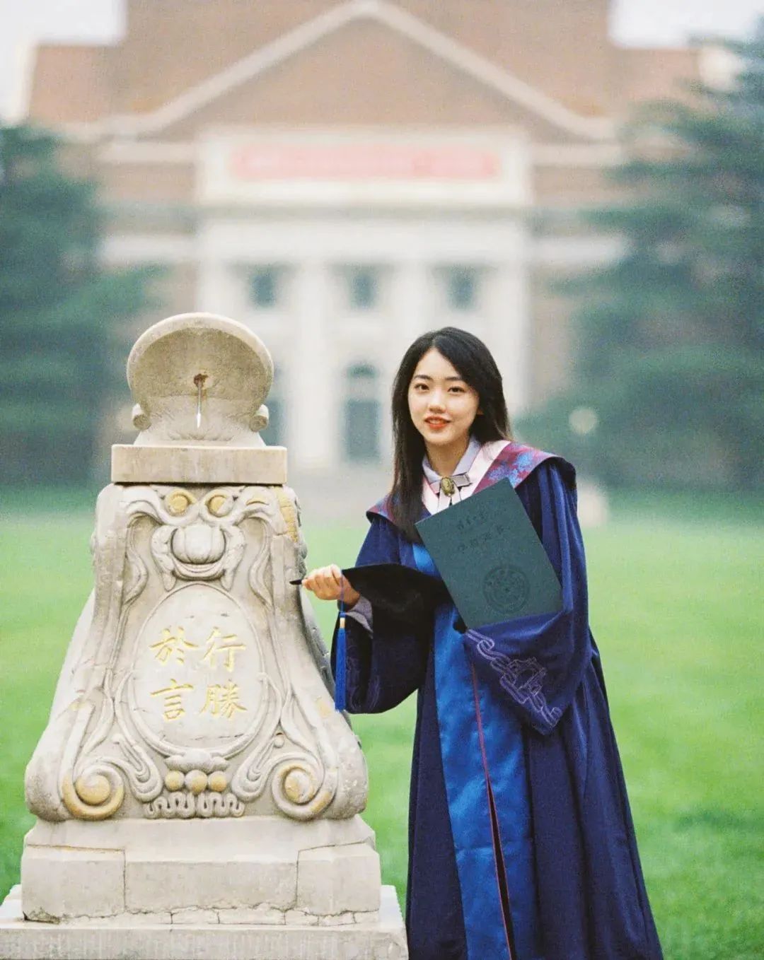 八大美院学士服,九大美院服装设计排名