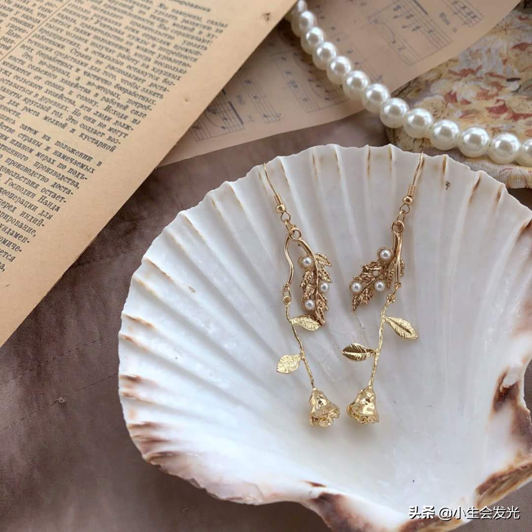 40岁女人适合佩戴什么首饰,17岁女孩适合戴什么样的首饰