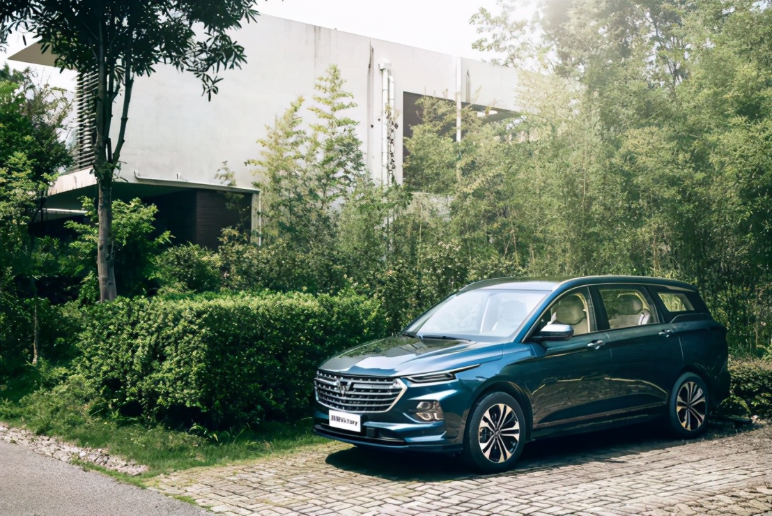五菱新车星辰怎么样，值得等吗？全球品质打造，东方意蕴十足