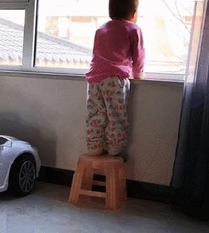 小心！2岁孩子家中溺亡，假日小心家里的4处隐藏危险