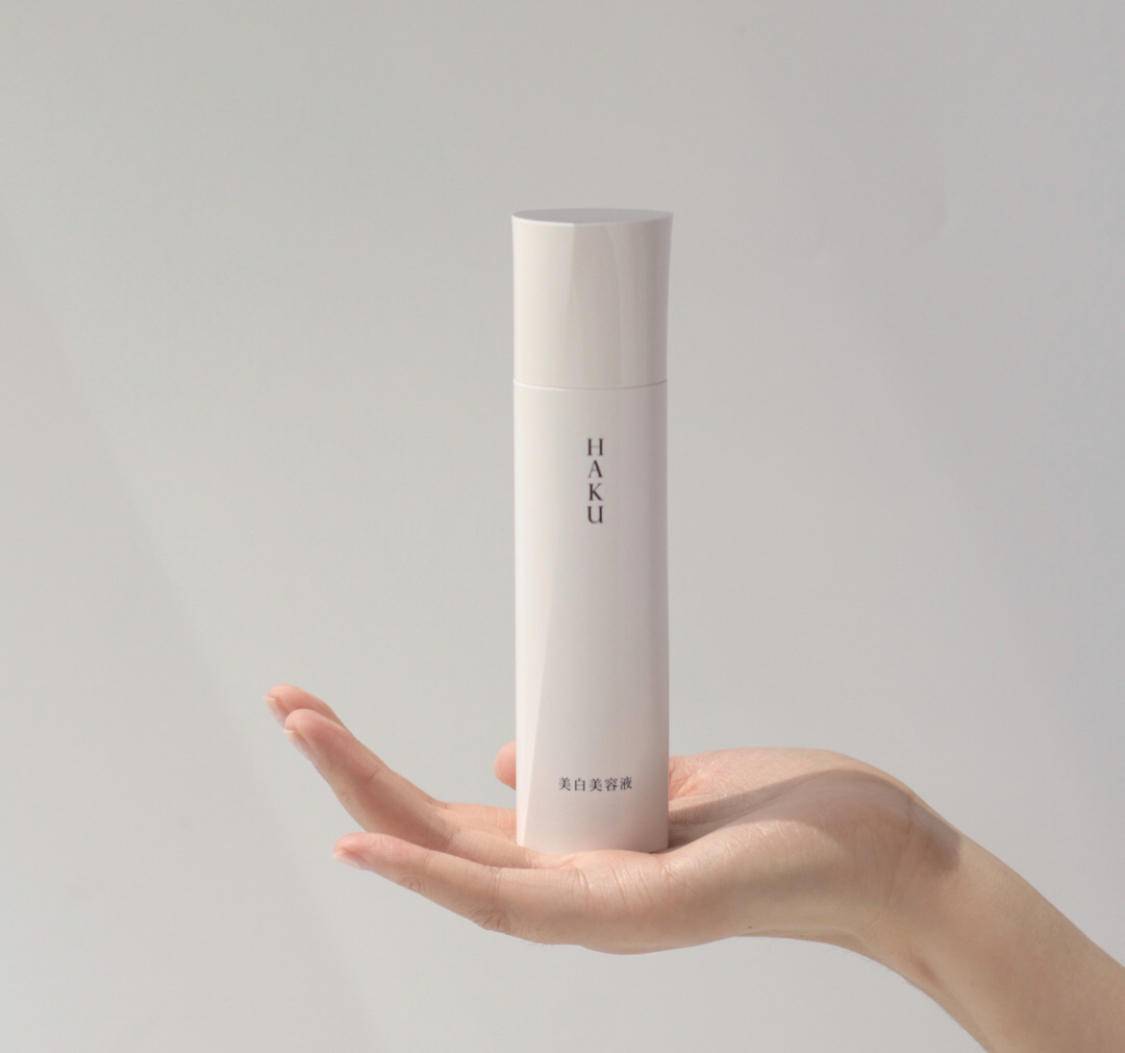 一直在美白却越来越黑的原因,为什么用了美白精华反而黑了