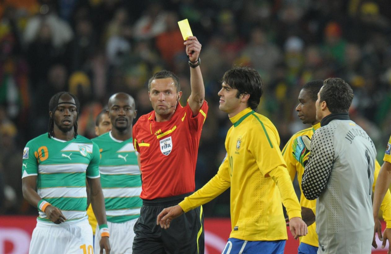 万千球迷的初恋,梅罗之前的第一人,回顾关于卡卡的那些事