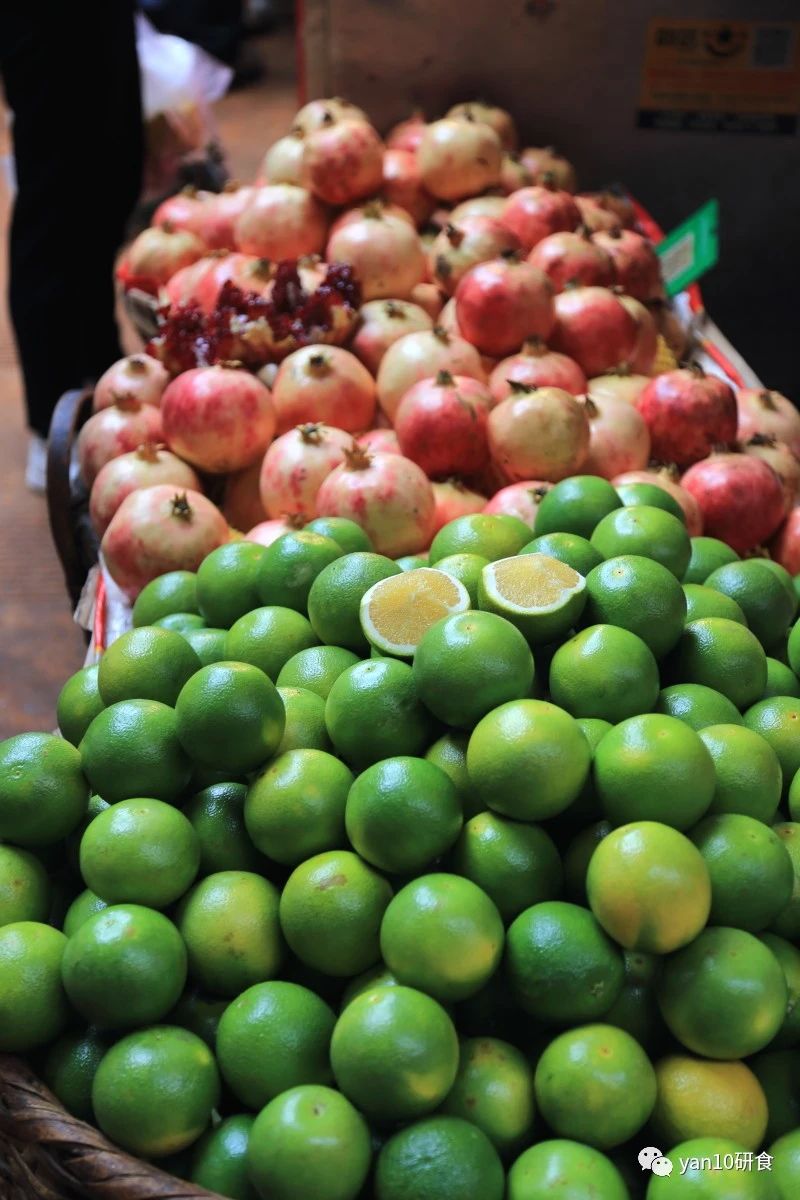 昆明滇池美食推荐菌火锅,滇池边菌子火锅
