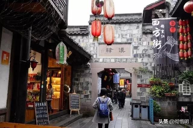 国内十条美食街你踩过几个坑,国内五条最受欢迎的美食街