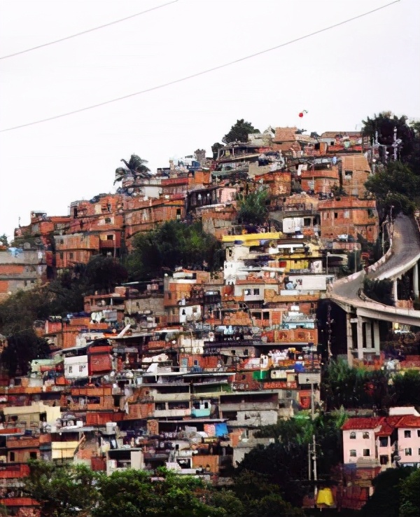 巴西真实的贫民窟,真实的巴西贫民窟